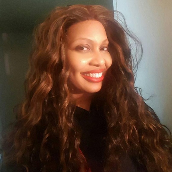 Meet your Posher, Raquel - Picture 3 of 7